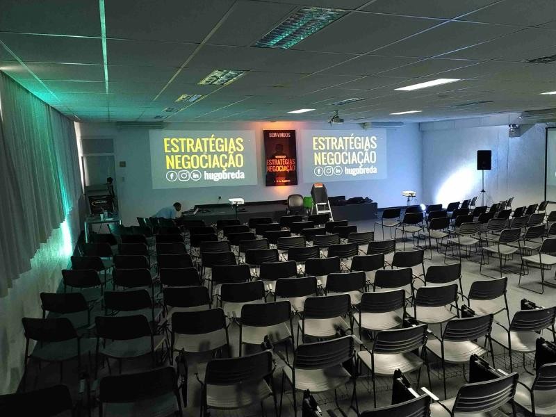 AUDITÓRIO PREMIUM QUE TRANSFORMA EVENTOS EM EXPERIÊNCIAS MEMORÁVEIS